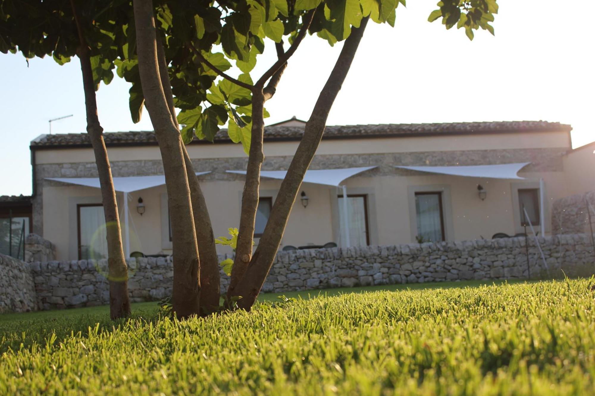 Mastro Vanni - Urban Masseria Ragusa Eksteriør bilde