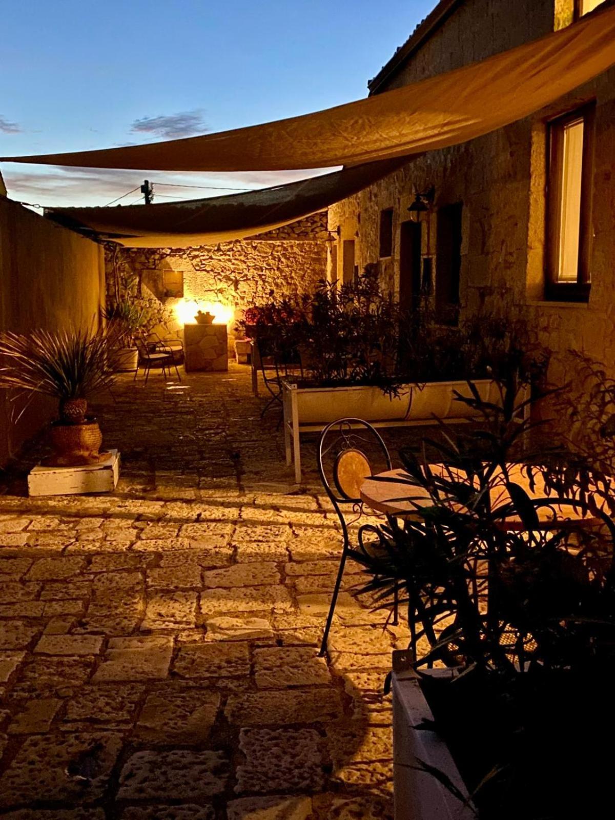Mastro Vanni - Urban Masseria Ragusa Eksteriør bilde